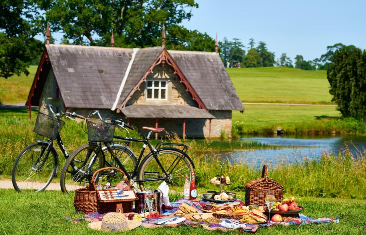 Carton House A Fairmont Managed Hotel Maynooth Luaran gambar A picnic in the UK